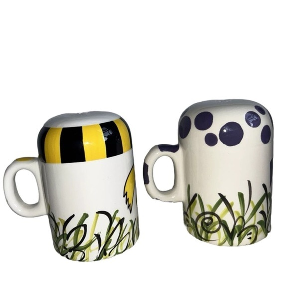 Kansas & Iowa State Ceramic Salt & Pepper Shakers -‎ Magnolia Lane by Cabell's - Picture 3 of 8